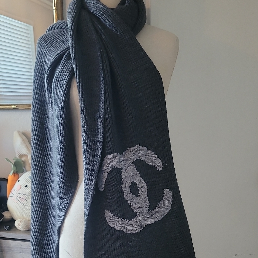 CHANEL Black Scarf with Gray CC Logo